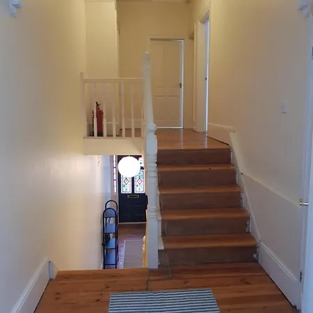 Apartman Big London House Close To Town
